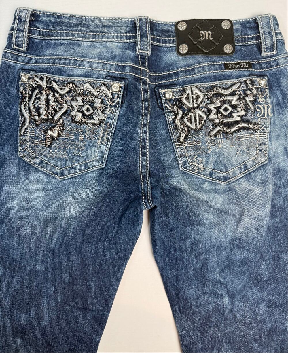 Miss Me Signature Boot Cut Studded Denim Jeans Womens 28